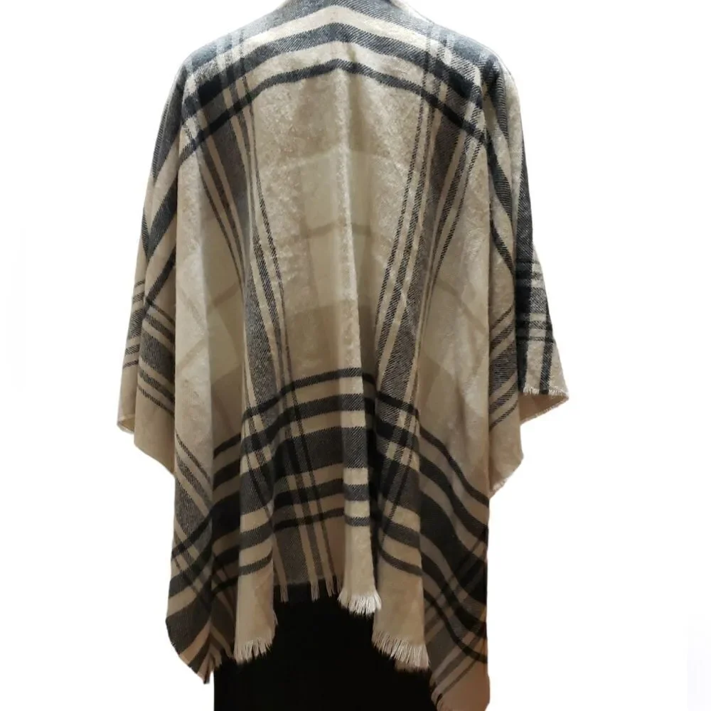 Timless Classic Plaid Shawl  Wrap sz OS